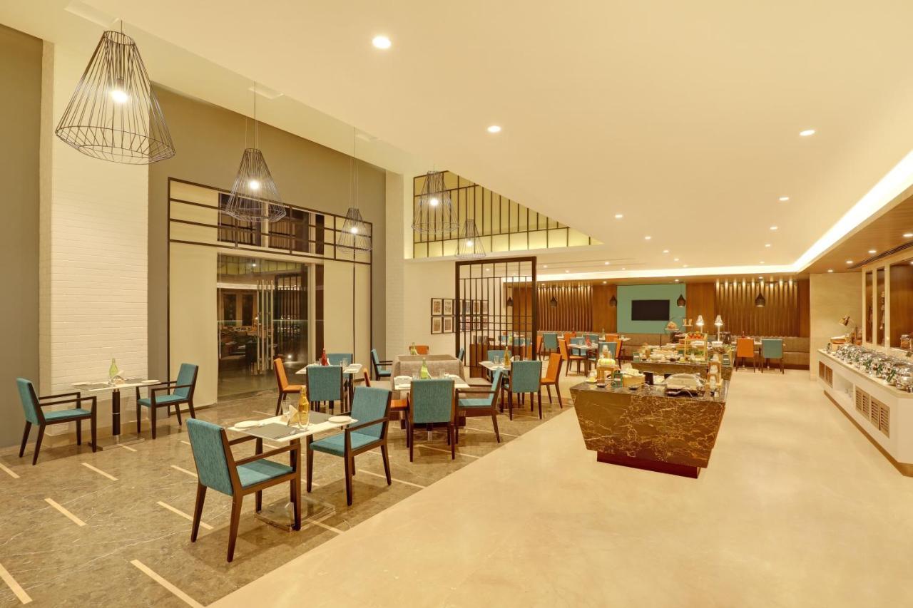 Lemon Tree Hotel, Jhānsi 外观 照片
