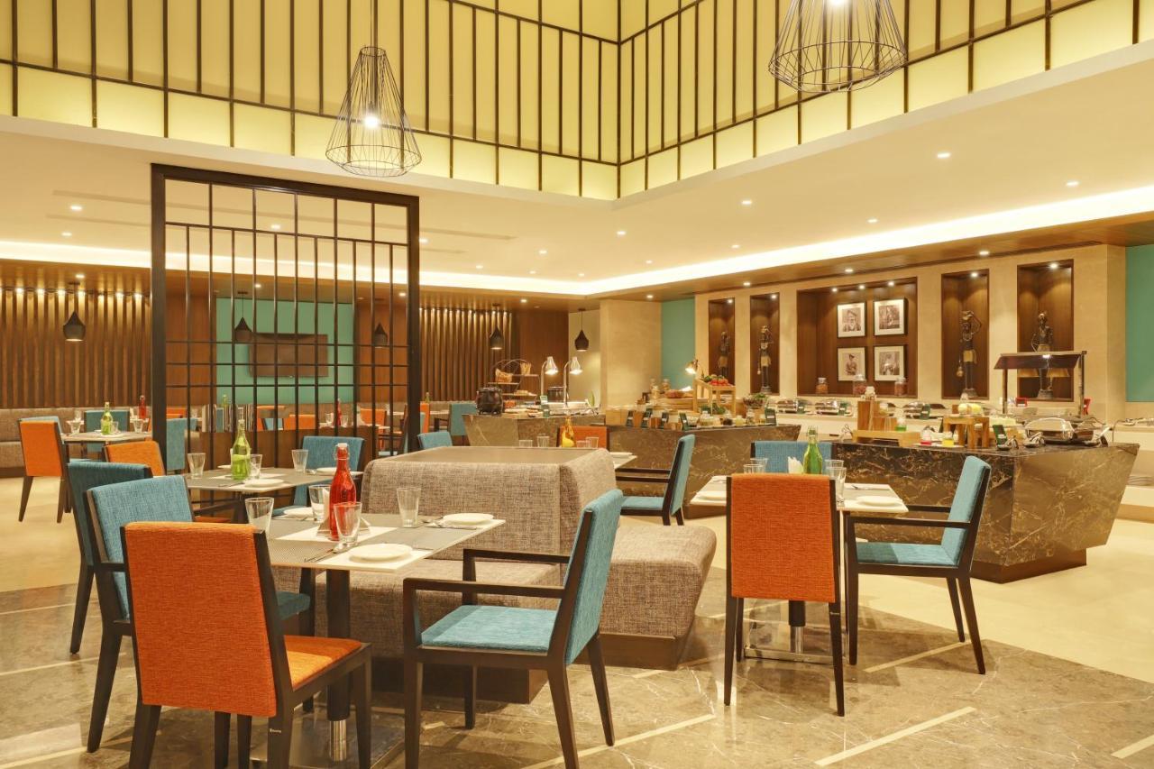 Lemon Tree Hotel, Jhānsi 外观 照片
